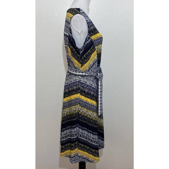 NWT ILE Size 12 Yellow Gray Fit & Flare Belted Chevron Stripe Dress Sleeveless - Picture 3 of 7